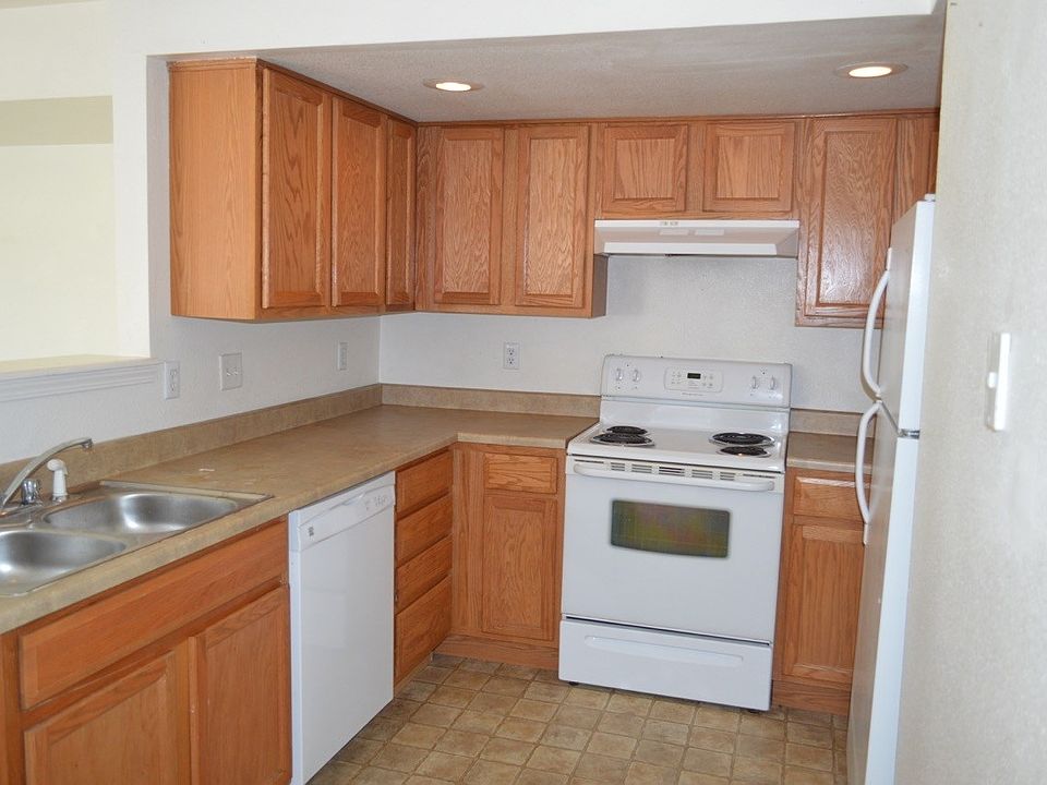 1st image of 2316 Westridge Dr