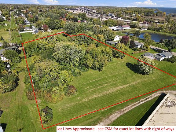 3rd image of 25 Lakeshore Dr