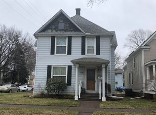1404 11th St, Moline, IL 61265