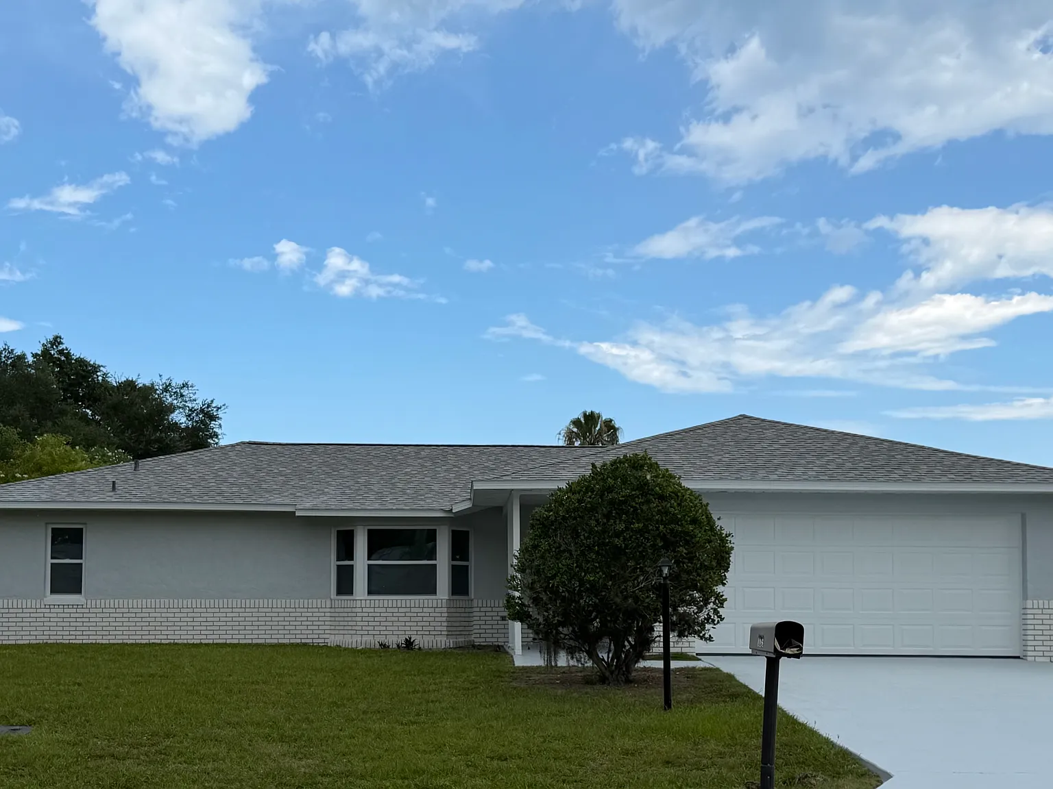 109 Florida Park Dr — Photo 1