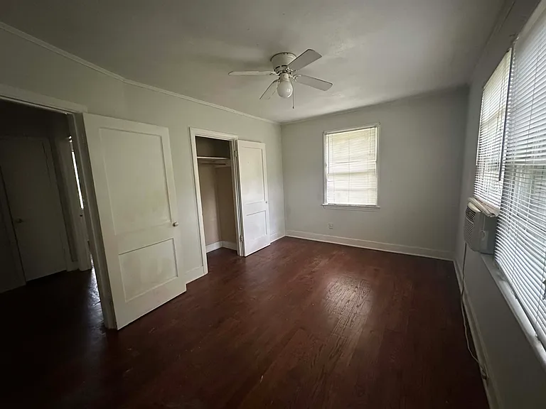 5209 Brentwood Ln — Photo 9