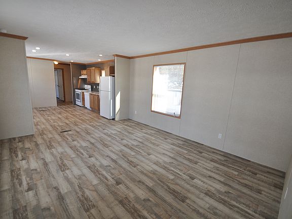 2nd image of W7121 Mariner Cir
