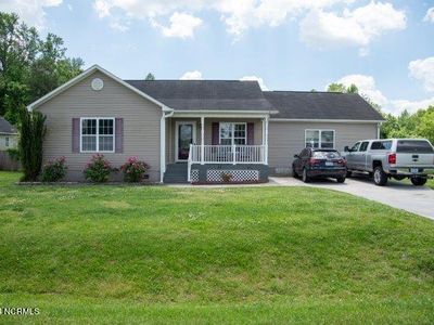 212 Deer Haven Drive, Richlands, NC, 28574