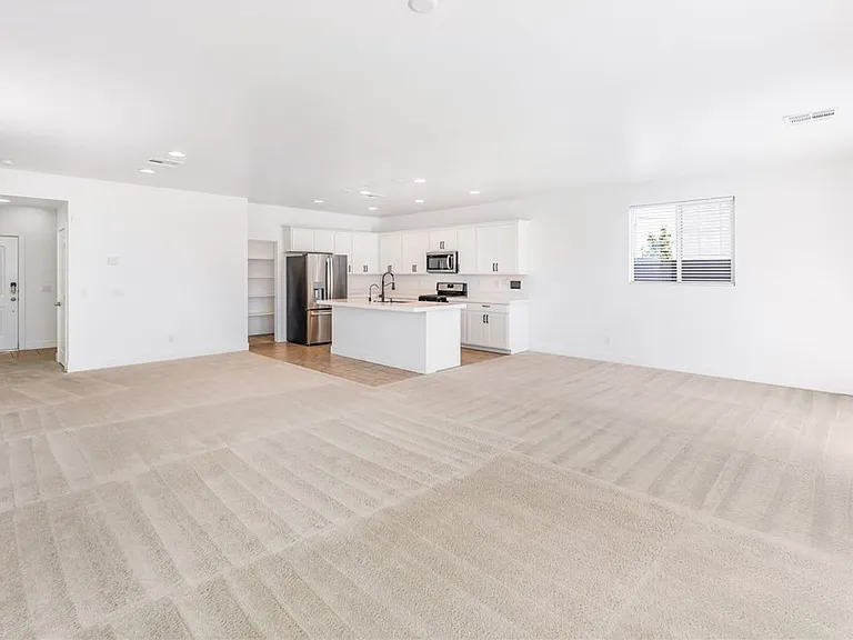 1002 Solemn Cactus Ave — Photo 4