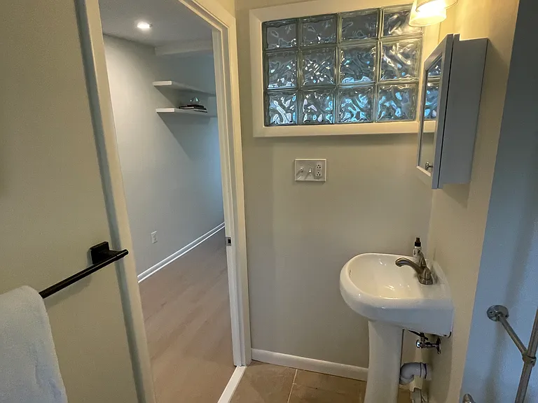 1517 Lemmon St — Photo 10