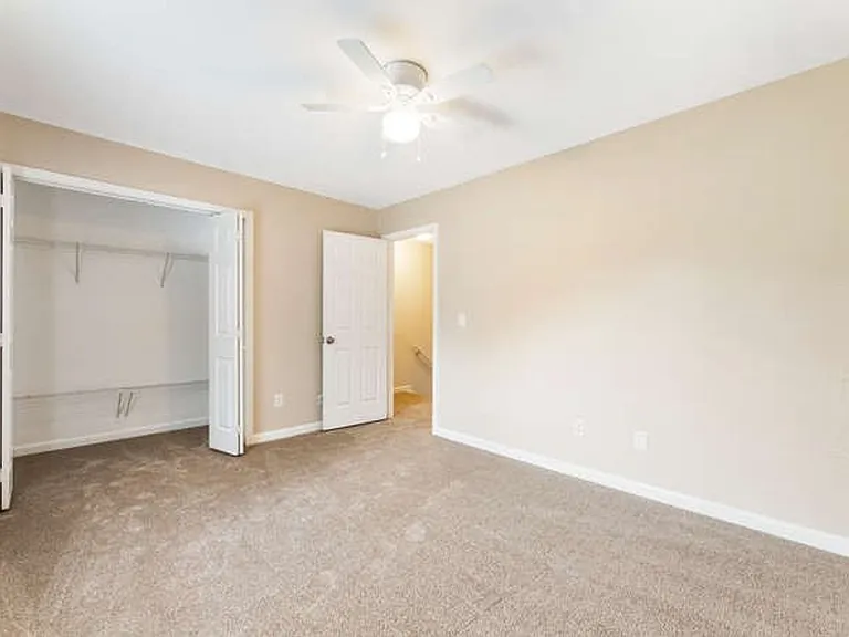 Georgia Place Townhomes — Photo 14