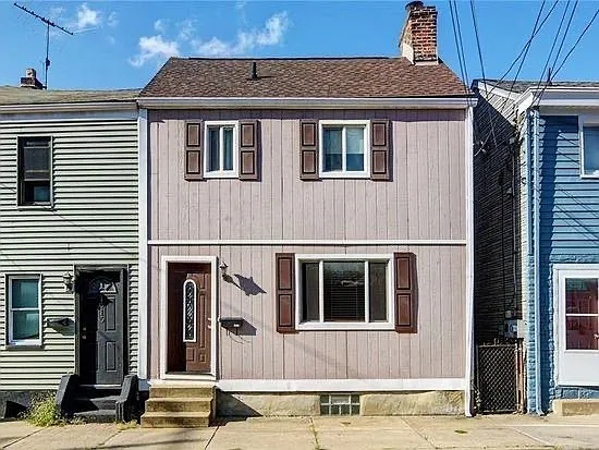 1017 Sarah St — Photo 10