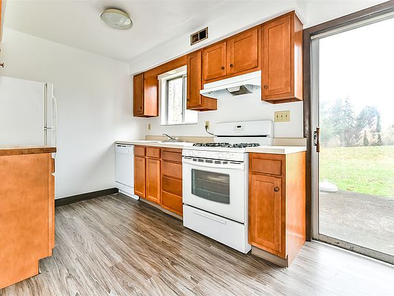 427manor7-EAP_0577