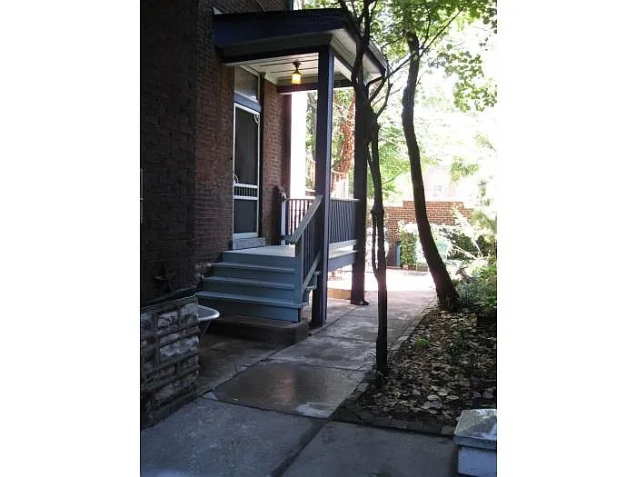 2408 S 18th St photo 1