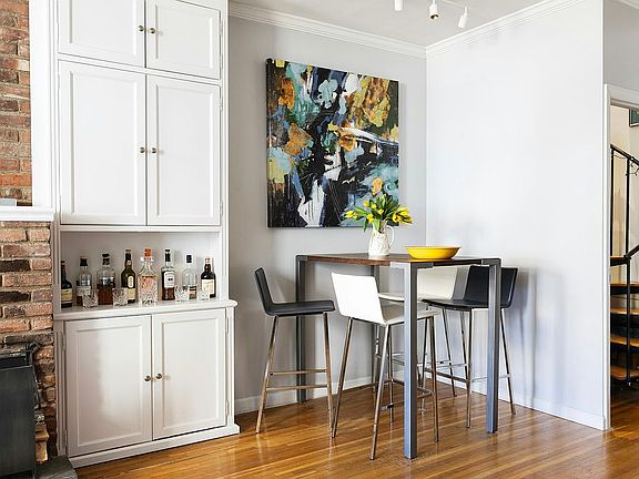 5th image of 338 E 78th St APT 5F