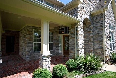 Gorgeous front porch