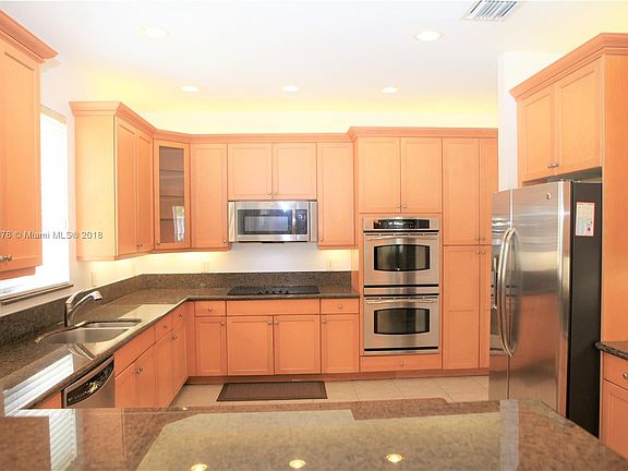 4th image of 5318 SW 183rd Ave