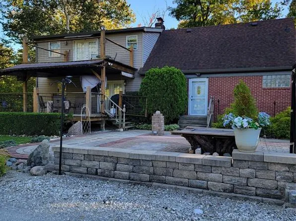 10530 Brookville Rd, Indianapolis, IN 46239