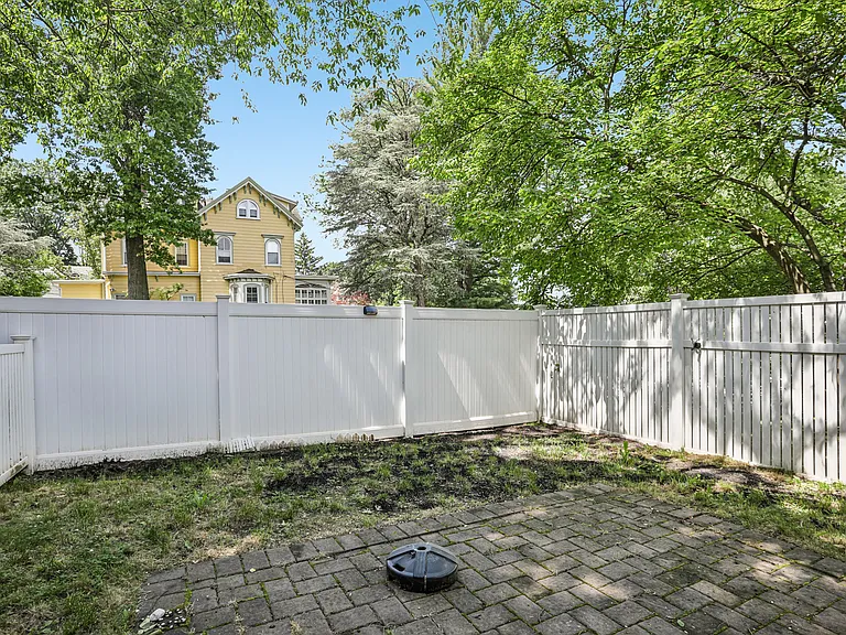 174 Fort Lee Rd #B — Photo 23