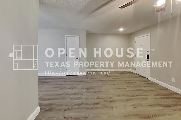 924 Rock Dove Cir — Photo 6