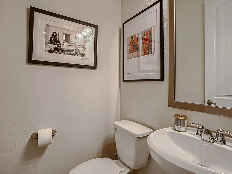 7301 Coit Rd — Photo 20