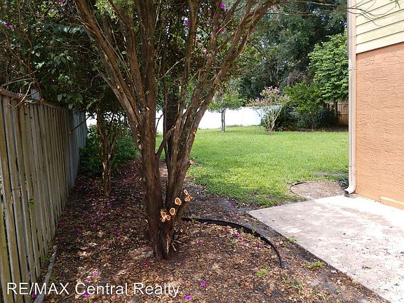 4th image of 1482 Hyde Park Dr