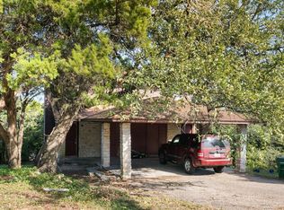 6904 Rifle Bnd #B, Austin, TX 78736