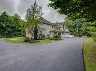 7 Laurel Ridge Rd, Scarborough, ME 04074