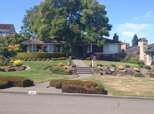 1602 Magnolia Blvd W, Seattle, WA 98199
