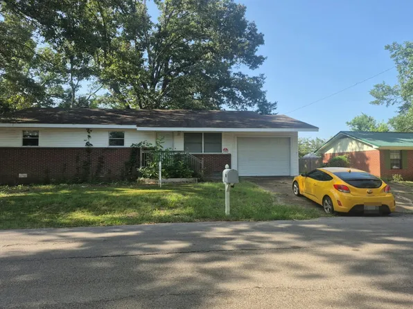 109 Oak Dr, Booneville, MS 38829
