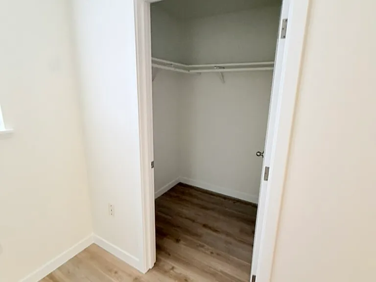 2016 S Main St #101 — Photo 9