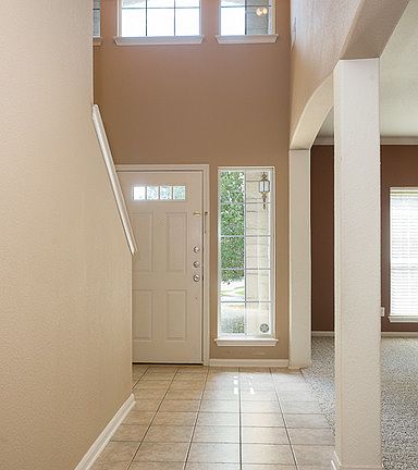 2nd image of 13421 Bristol Oak