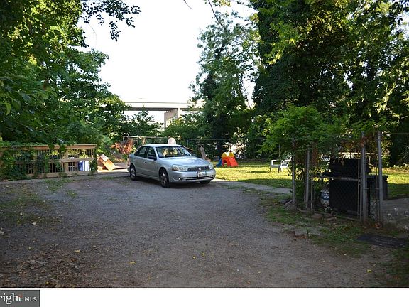 4th image of 3670 Indian Queen Ln