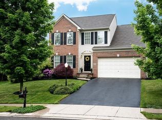 1825 Pioneer Dr, Sewickley, PA 15143