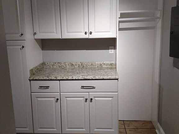 2nd image of 6601 Scenic Dr