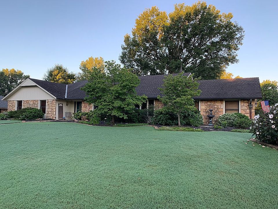 2nd image of 2201 Bridgett Ct