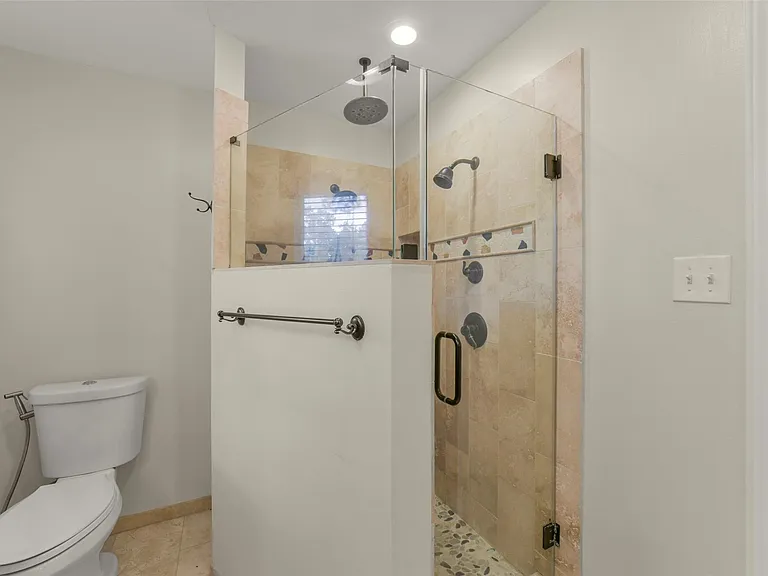 14915 Chadbourne Dr — Photo 28