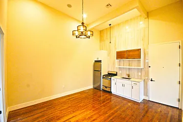 Rented by Loom Group