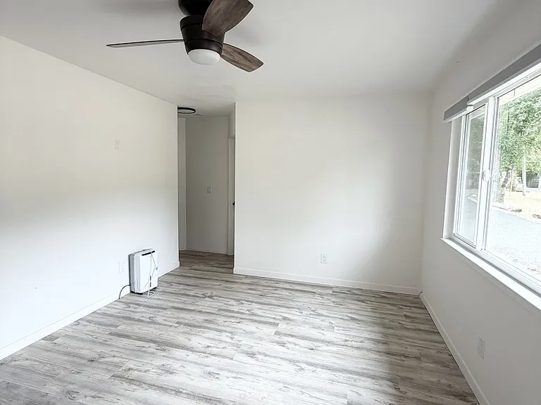 1365 Dawn Hill Rd #5 — Photo 2