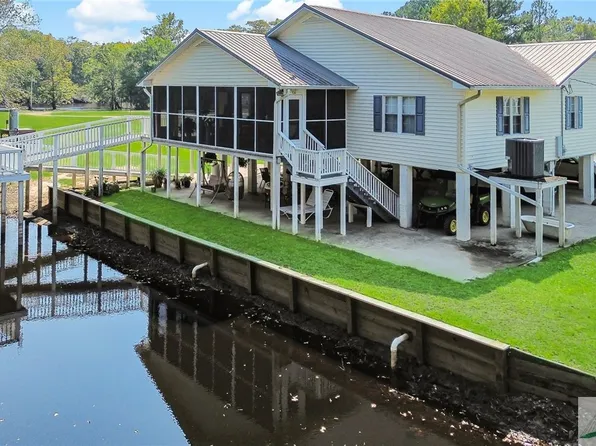 52 Lagoon Road, Statesboro, GA 30461