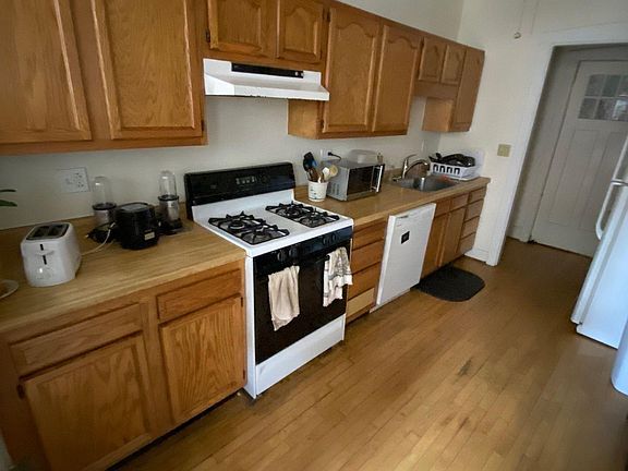 4th image of 6565 N Glenwood Ave APT 2S