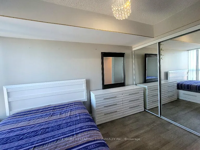 38 Lee Centre Dr #3207 — Photo 19