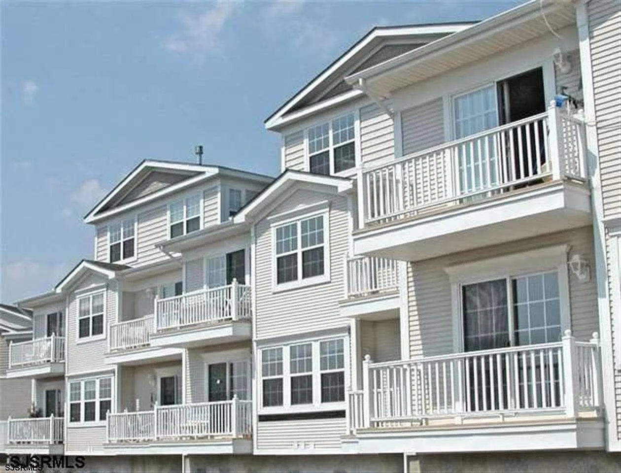 20 Bayside Dr photo 1