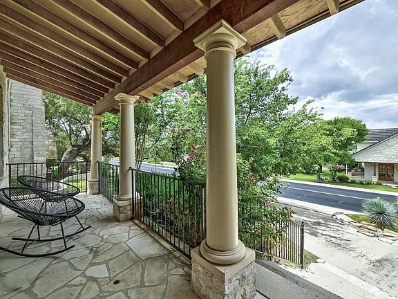 5th image of 118 The Hills Dr #1