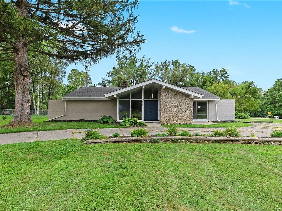 1st image of 6886 Stockport Dr