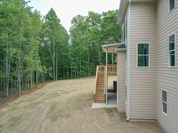3rd image of 7922 Idlewood Ct
