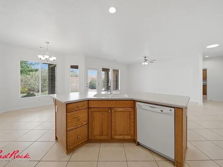 1546 Morane Manor Dr — Photo 18
