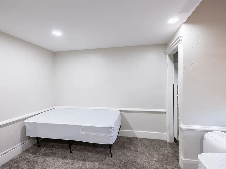 Shared And Private Rooms - Man Cave In Rexburg — Photo 7