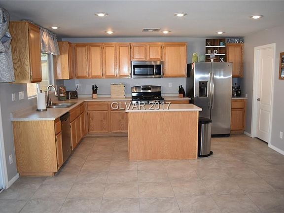 3rd image of 5612 Green Ferry Ave