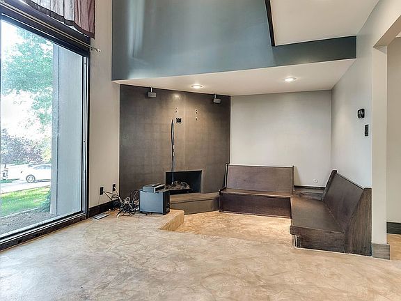 5th image of 1837 S Paschal Cir