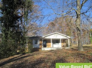 2215 Glengerrie Dr, Soddy Daisy, TN 37379
