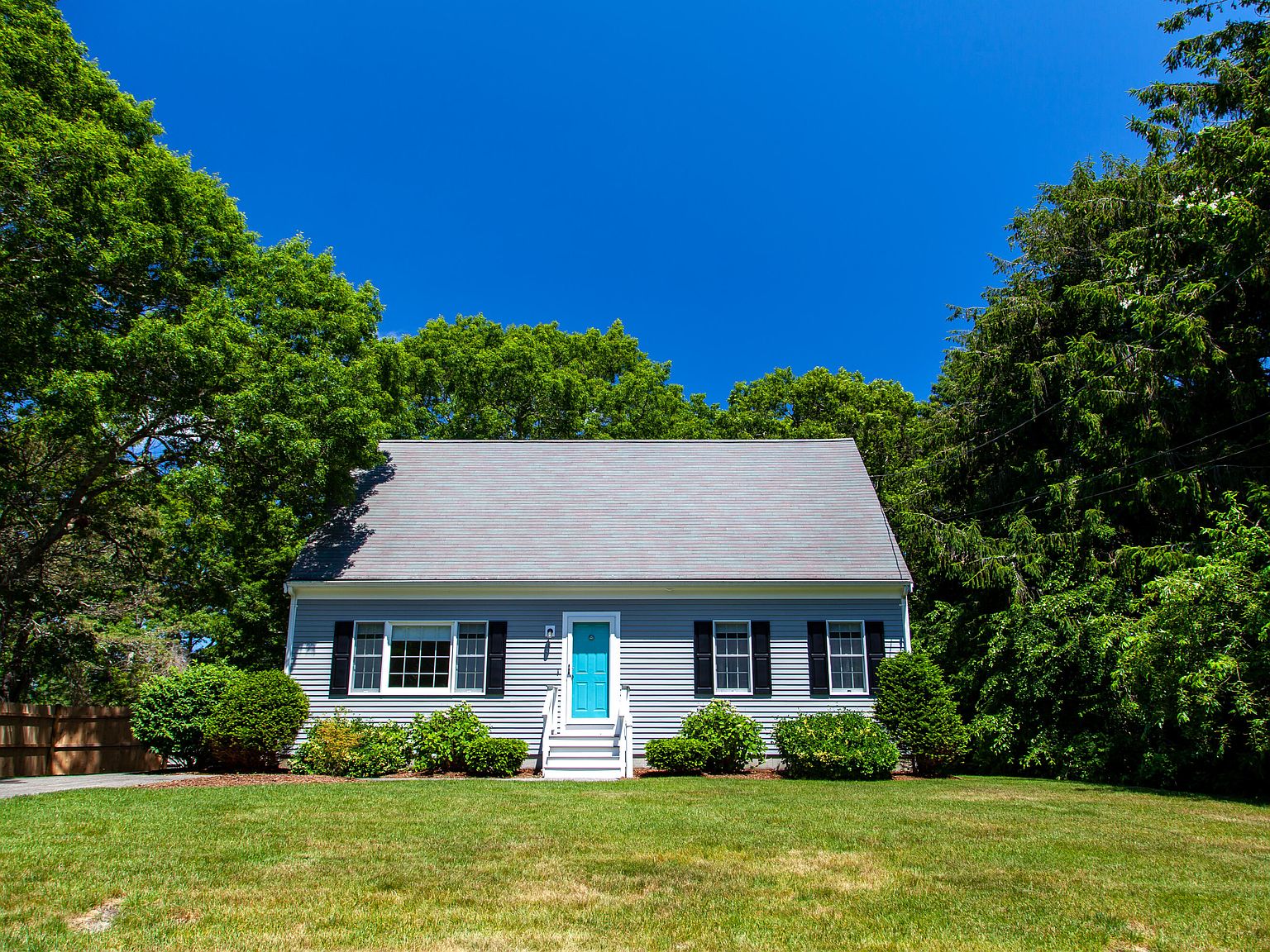 8 Wampanoag Road, South Yarmouth, MA 02664 Zillow