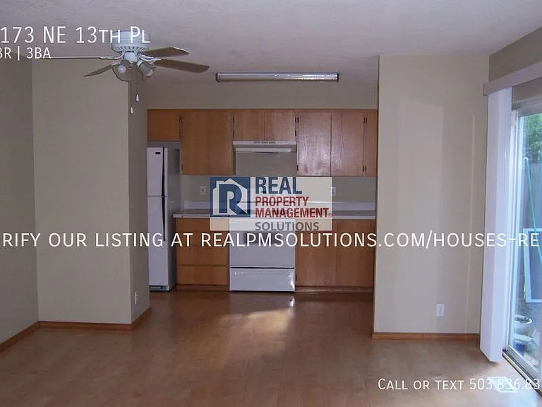 3173 NE 13th Pl — Photo 11