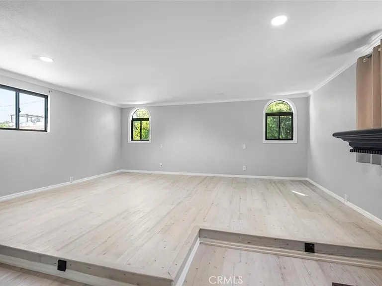 905 Dickson St #1 — Photo 15