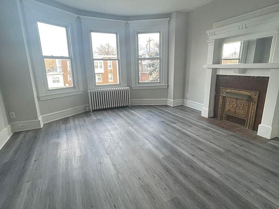 2nd image of 612 W Chew Ave Floor 2
